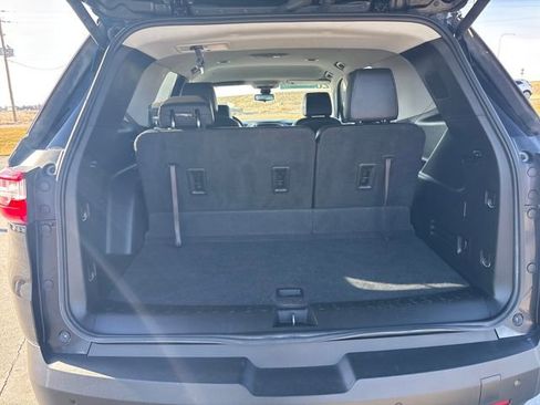 Certified 2020 Chevrolet Traverse LT w/ LT Premium Package image 27