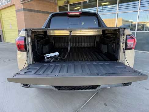 Used 2024 Hyundai Santa Cruz Limited image 36