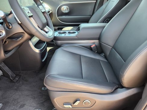 New 2026 Hyundai Ioniq 9 SEL image 8