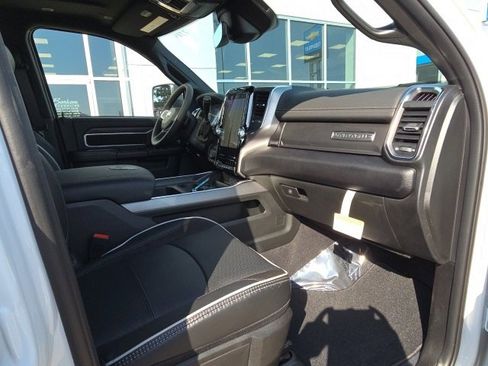 Used 2025 RAM 2500 Laramie image 7