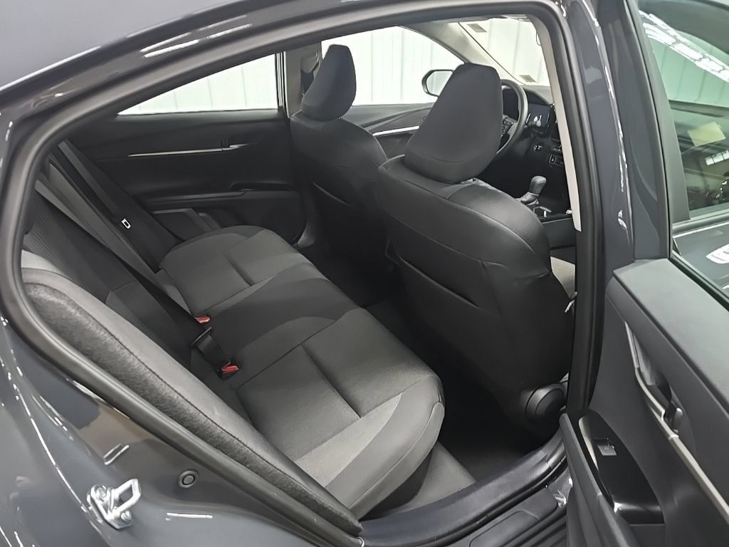 Used 2025 Toyota Camry LE w/ Convenience Package AWD/4WD image 17