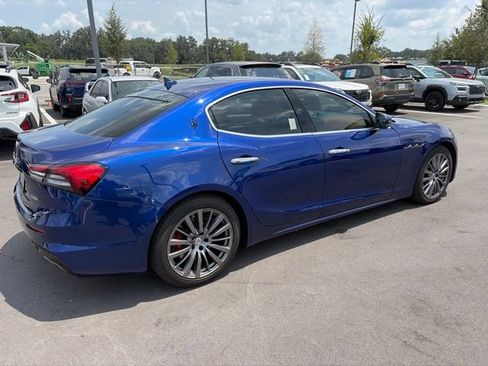 Used 2022 Maserati Ghibli Modena Q4 AWD/4WD image 5