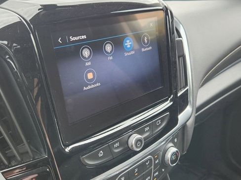 Used 2020 Chevrolet Traverse Premier w/ LPO, Black Accent Package image 11