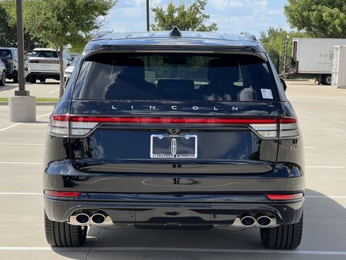 New 2025 Lincoln Aviator Reserve w/ Equipment Group 201A image 8
