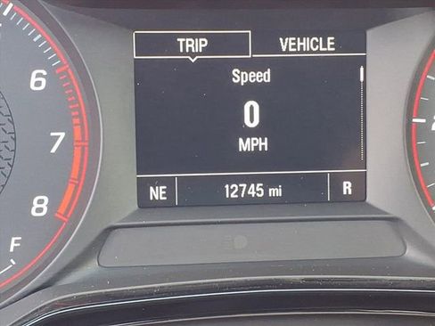 Used 2025 Chevrolet Trax RS w/ Driver Confidence Package image 38