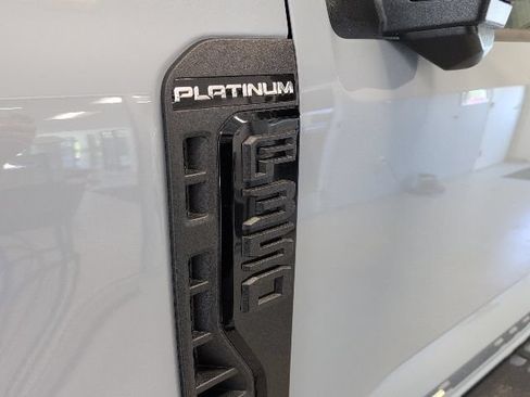 New 2026 Ford F350 Platinum w/ Tremor Off-Road Package AWD/4WD image 8