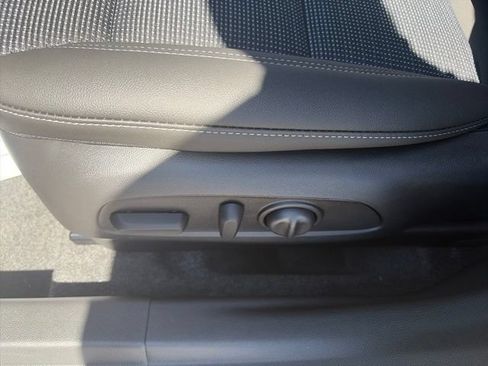 New 2026 Buick Envista Preferred w/ Convenience I Package FWD image 17
