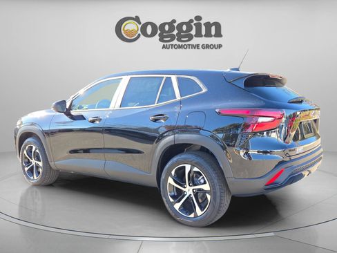 New 2026 Chevrolet Trax RS w/ Driver Confidence Package image 4