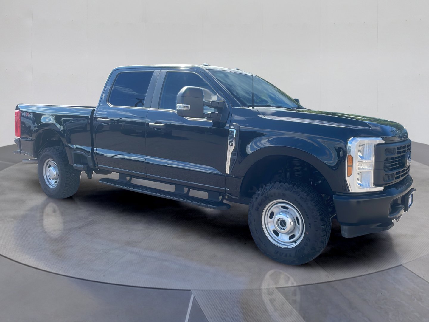 Certified 2026 Ford F250 XL w/ XL Off-Road Package AWD/4WD image 31