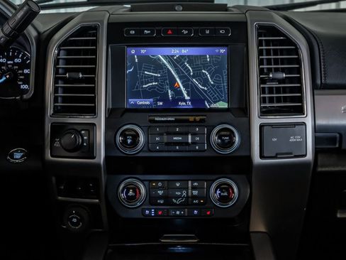 Used 2020 Ford F250 Platinum w/ FX4 Off-Road Package image 25