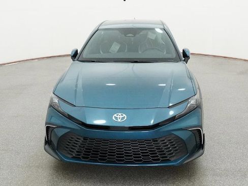 New 2026 Toyota Camry SE image 2