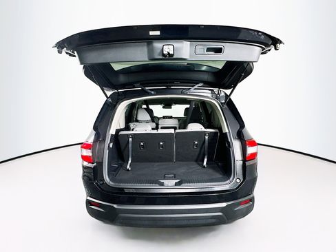 Used 2023 Honda Pilot LX image 28