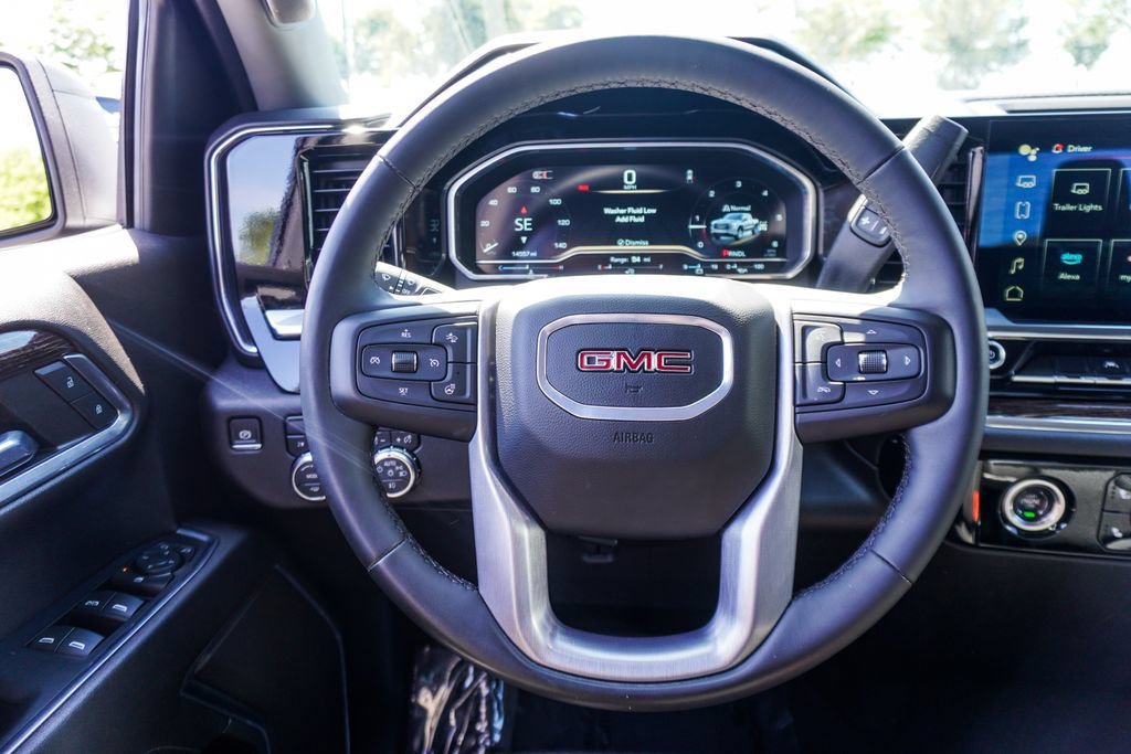 Used 2024 GMC Sierra 1500 Elevation AWD/4WD image 12