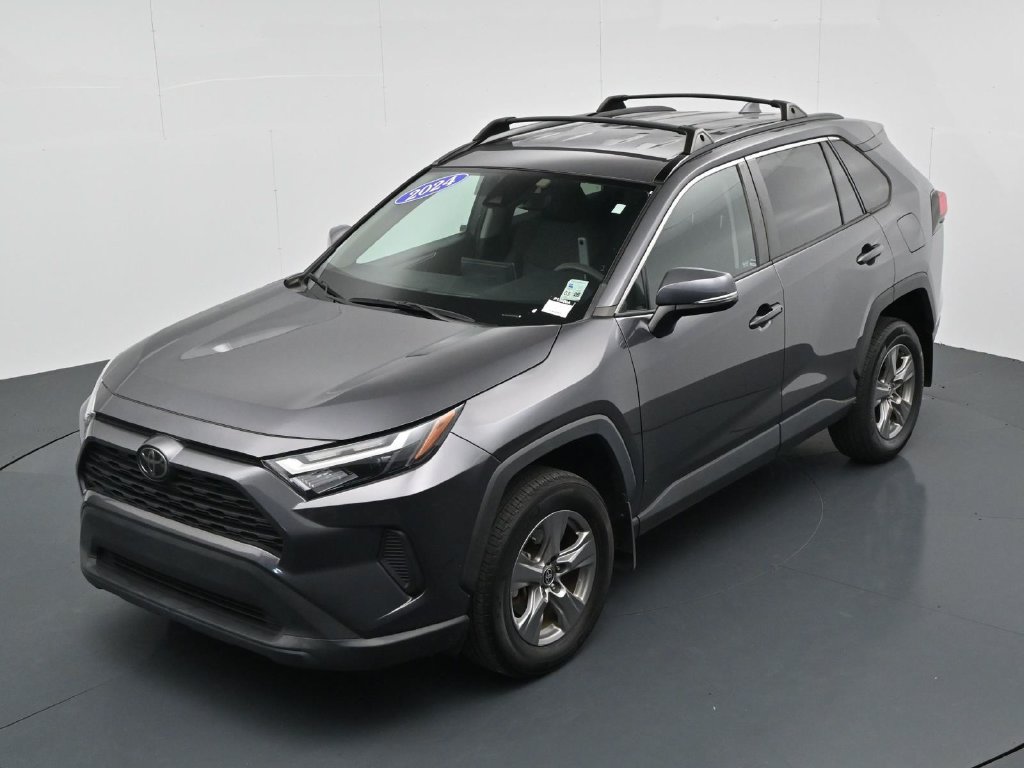 Used 2024 Toyota RAV4 XLE FWD image 18