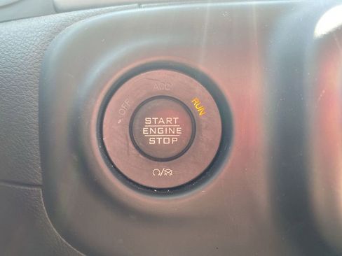 Used 2021 Jeep Wrangler Unlimited Sport image 20