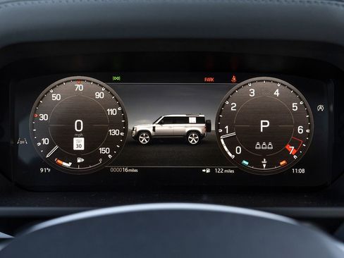 New 2025 Land Rover Defender 110 S image 13