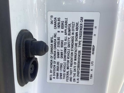 Used 2019 Honda Civic Touring image 21