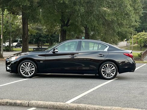 Used 2018 INFINITI Q50 Luxe AWD/4WD image 3