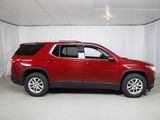 Used 2018 Chevrolet Traverse LT image 2