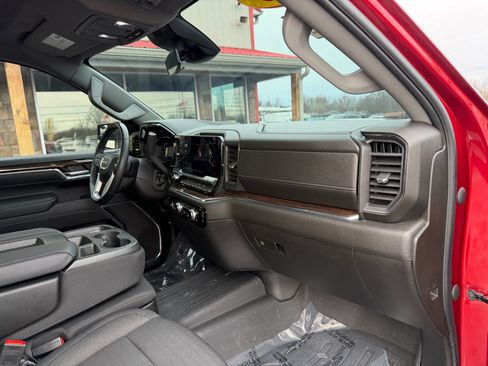 Used 2023 GMC Sierra 1500 Elevation image 21