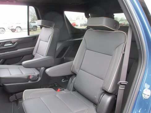 New 2026 GMC Yukon Elevation w/ Elevation Premium Package image 13