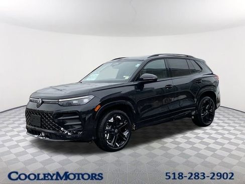 New 2026 Volkswagen Tiguan SE R-Line AWD/4WD image 1