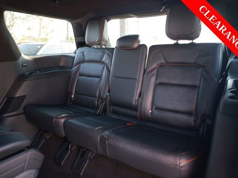 Used 2025 Lincoln Navigator Black Label AWD/4WD image 39