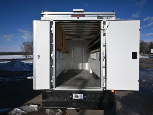 Used 2024 Ford E-350 and Econoline 350 Super Duty w/ Power Windows & Locks Group image 21