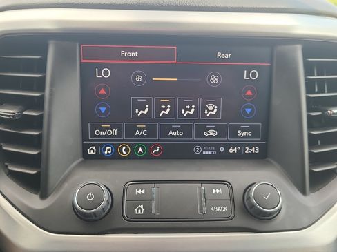 Used 2023 GMC Acadia SLT AWD/4WD image 25
