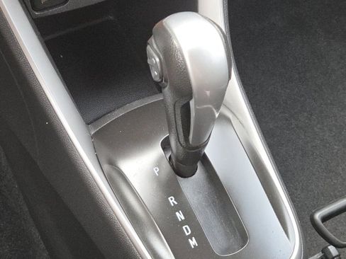 Used 2018 Chevrolet Trax LT w/ LT Convenience Package image 19