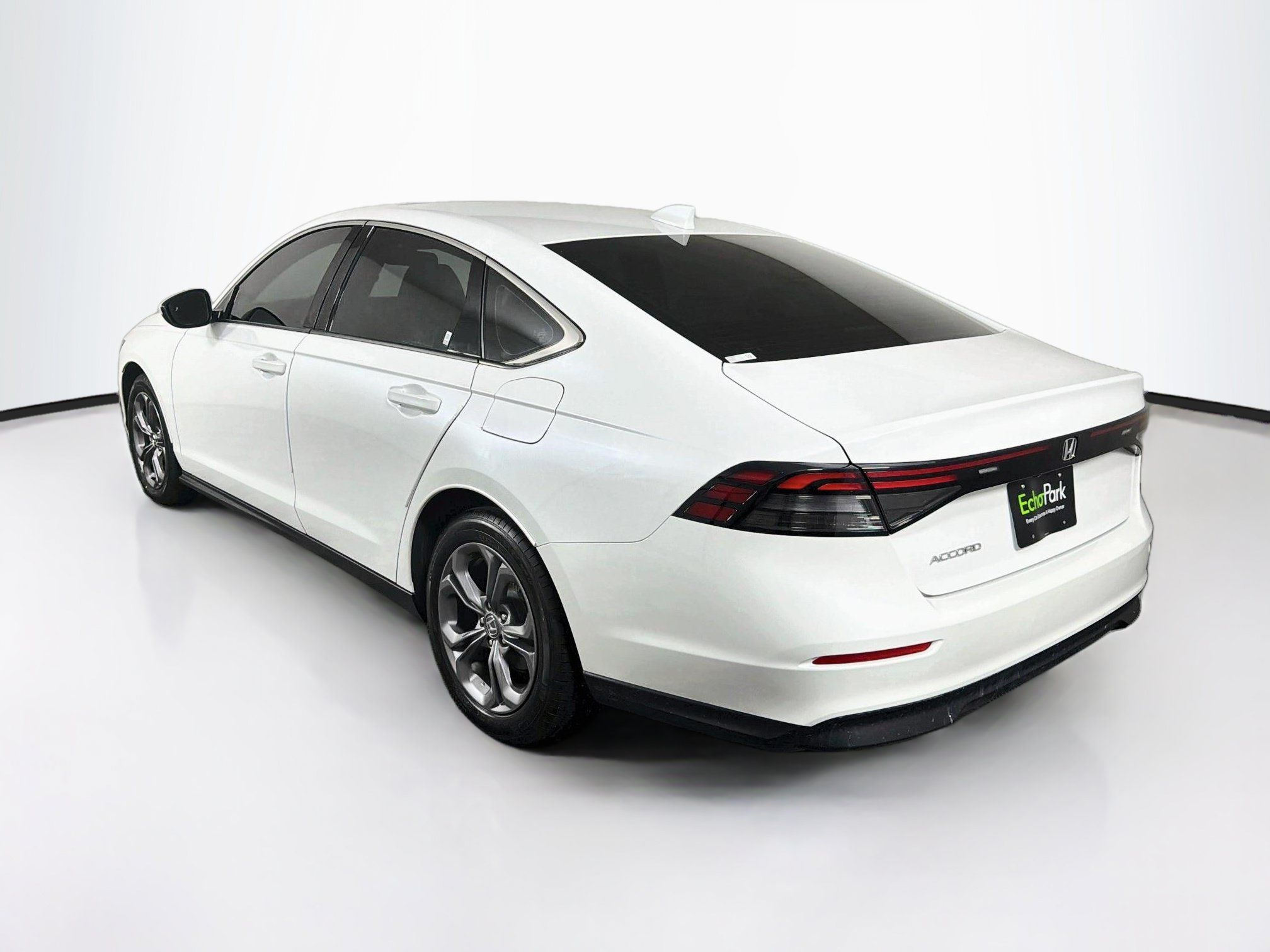 Used 2023 Honda Accord EX image 5