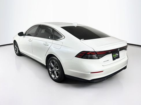 Used 2023 Honda Accord EX image 5