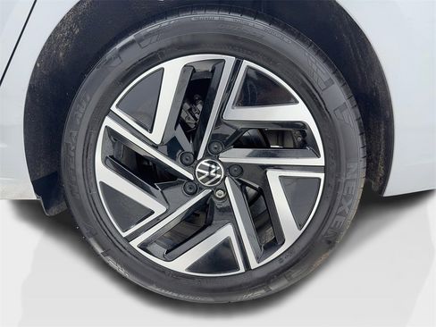 Used 2024 Volkswagen Jetta SEL image 53