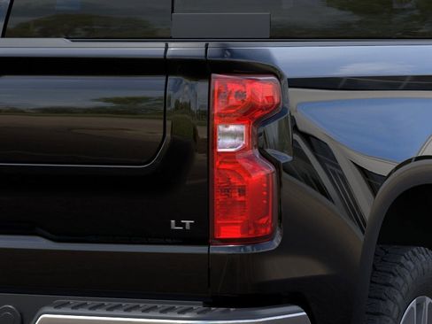 New 2026 Chevrolet Silverado 1500 LT AWD/4WD image 11