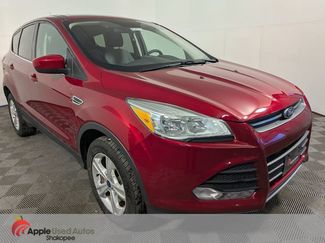 Used 2016 Ford Escape SE w/ SE Cold Weather Package AWD/4WD video 1