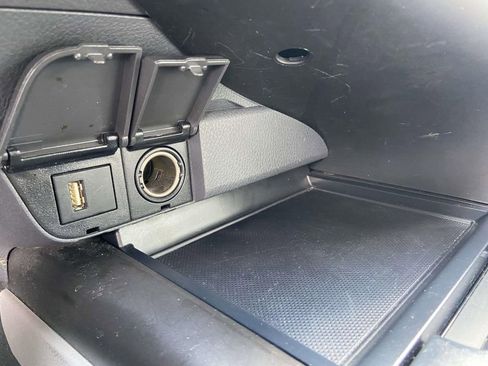 Used 2023 Toyota Camry SE image 22