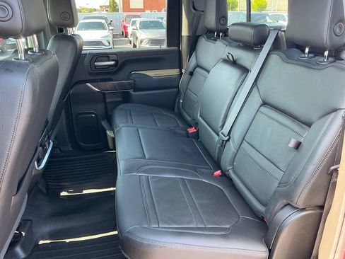 Used 2022 GMC Sierra 3500 Denali w/ Denali Ultimate Package AWD/4WD image 30