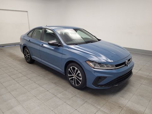 Used 2025 Volkswagen Jetta Sport FWD image 13