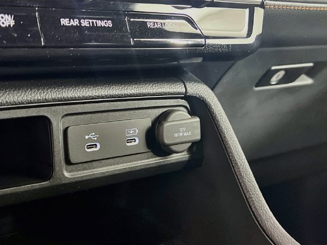 Used 2026 Honda Passport TrailSport Elite image 13
