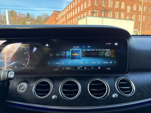 Certified 2023 Mercedes-Benz E 350 4MATIC Sedan image 33