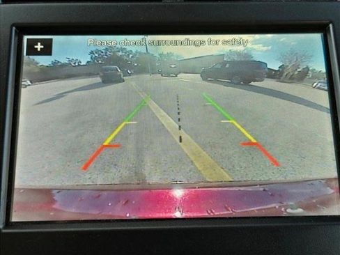 Used 2019 Lincoln MKC Reserve image 11