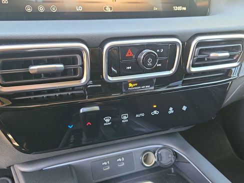 New 2026 Nissan Sentra SR w/ Floor Mat Package image 20