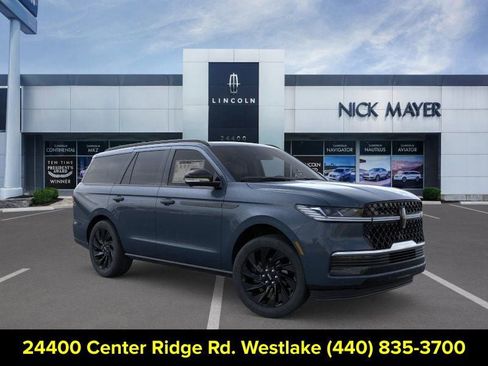 New 2026 Lincoln Navigator Reserve w/ Jet Appearance Package AWD/4WD image 7