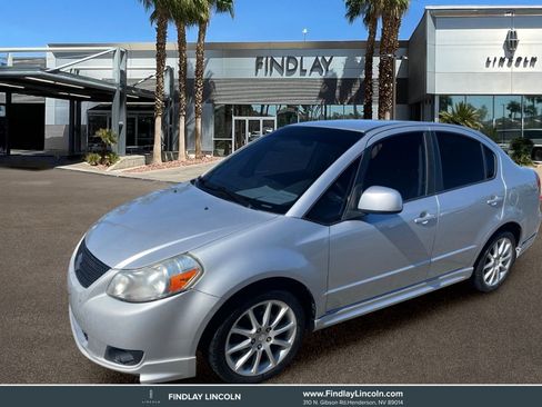 Used 2011 Suzuki SX4 Sport SE FWD image 1