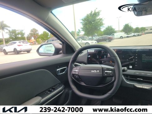New 2026 Kia K4 EX FWD image 20