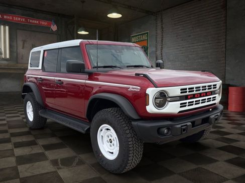 New 2026 Ford Bronco Heritage Edition AWD/4WD image 2