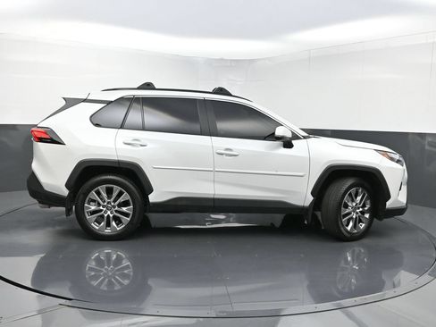 Used 2024 Toyota RAV4 XLE Premium FWD image 43
