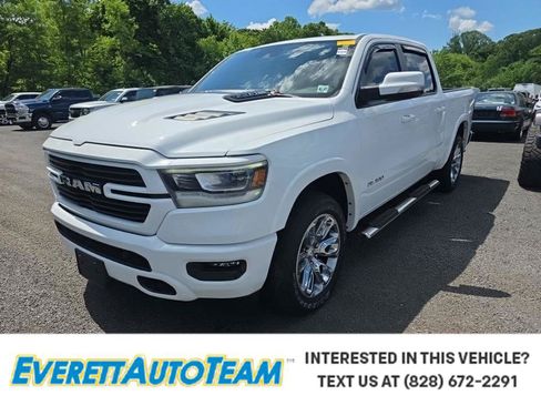 Used 2022 RAM 1500 Laramie AWD/4WD image 1