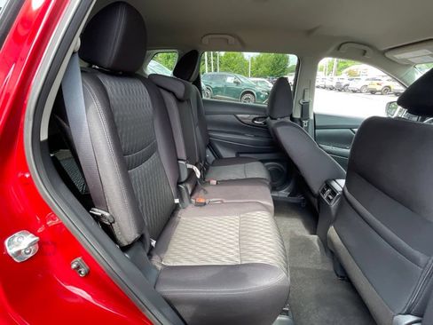 Used 2019 Nissan Rogue SV AWD/4WD image 23