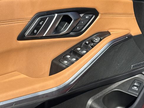 Used 2020 BMW 330i Sedan w/ Premium Package image 15